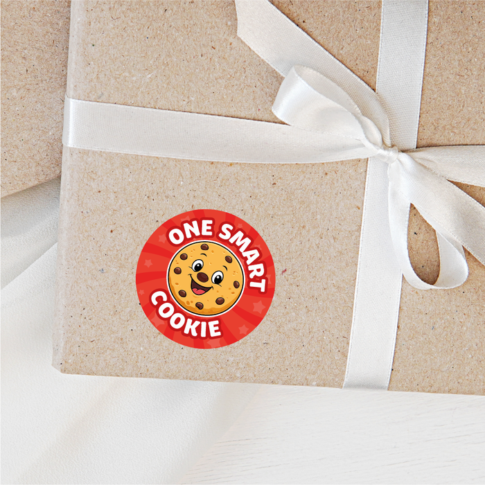 144 One Smart Cookie Well Done Reward Stickers for School Teachers, Parents and Nursery 30mm